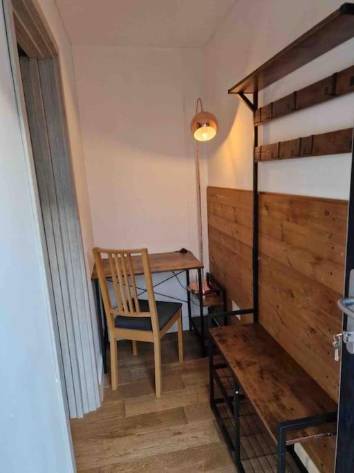 Two-Bedroom Cosy Country Lodge With Private Patio Greenhithe Exterior foto